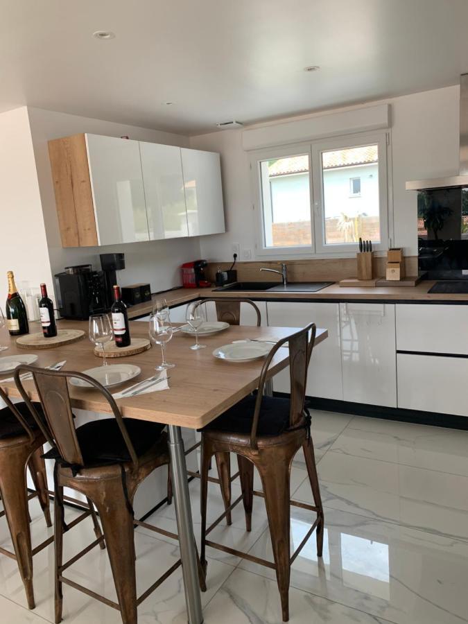 Maison Au Calme Avec Piscine Riviere-Saas-et-Gourby Eksteriør billede
